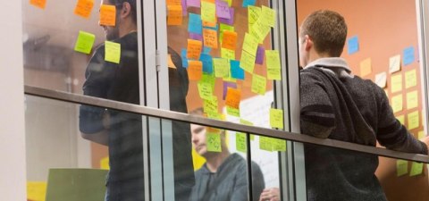 Karteczki samoprzylepne POST-IT® Super Sticky (654-SS-VP24COL), 76x76mm, 24x90 kart., mix kolorów, 3 Karteczki GRATIS