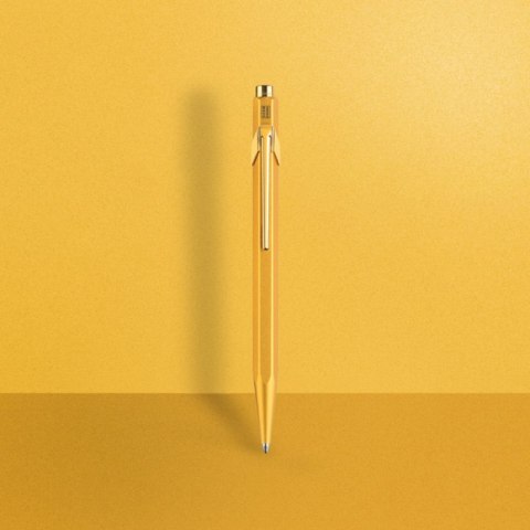 Długopis CARAN D'ACHE 849 Goldbar, M, w pudełku, złoty