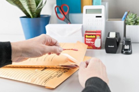 Taśma biurowa SCOTCH® Super-Hold, (700K), super mocna, 19mm, 25,4m, transparentna