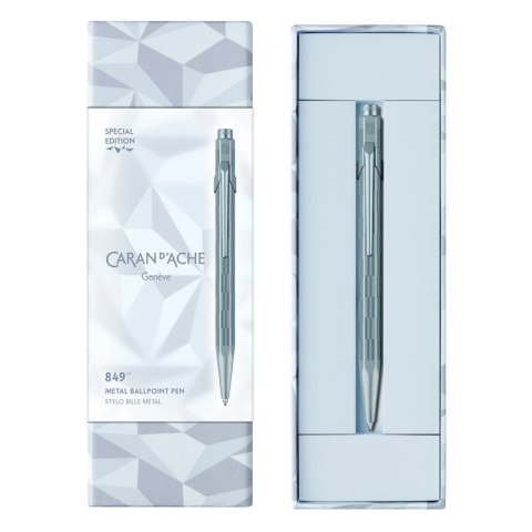 Długopis CARAN D'ACHE 849 XMAS25 Alpine Frost, w pudełku, niebieski