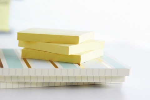 Karteczki samoprzylepne POST-IT® Recycled Z-Notes (R330-1T), 76x76mm, 16x100 kart., żółty