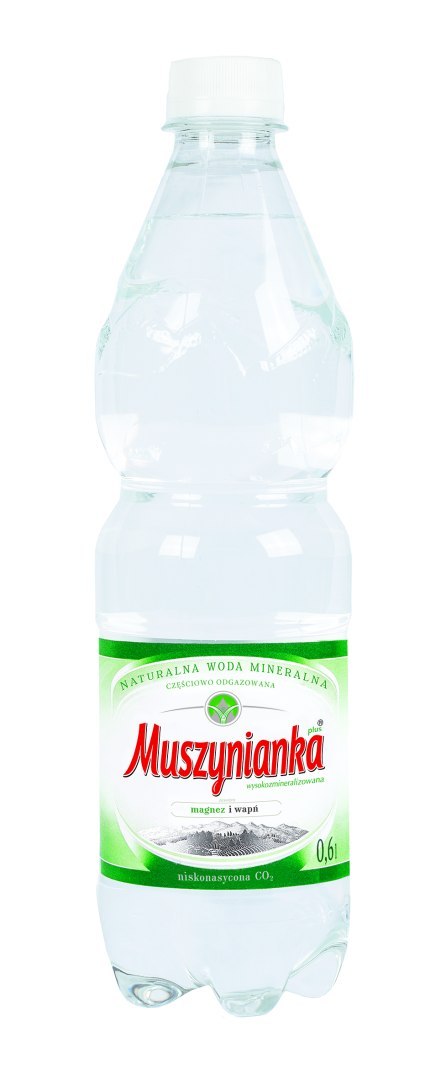 Woda MUSZYNIANKA 0.6l niskonasycona CO2 zgrzewka 8 szt. (zielona) KAUCJA